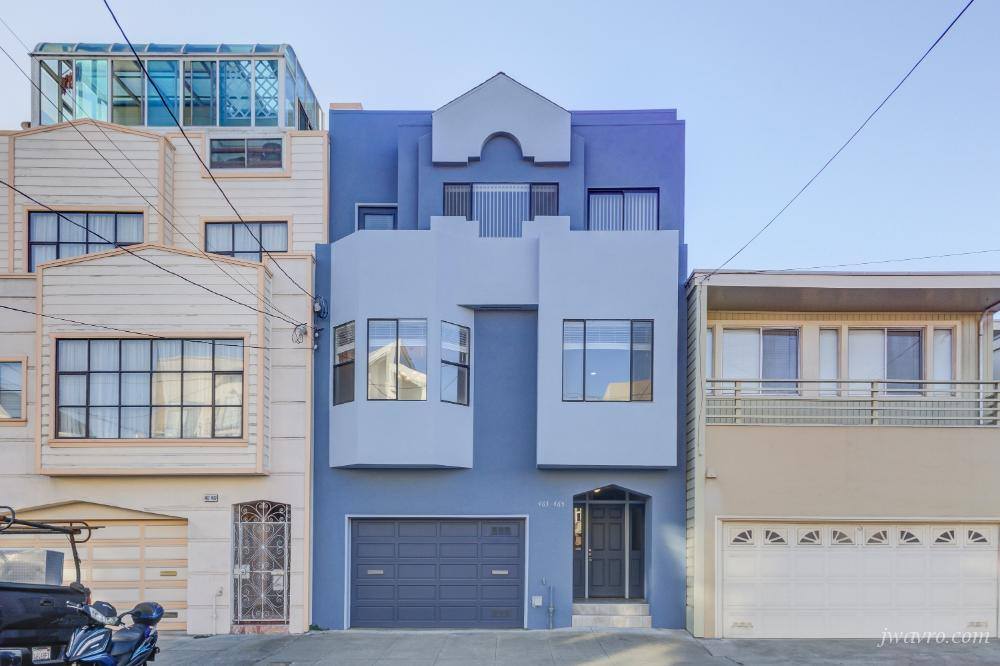 Renovated Top Floor Richmond Flat w/Parking&Yard