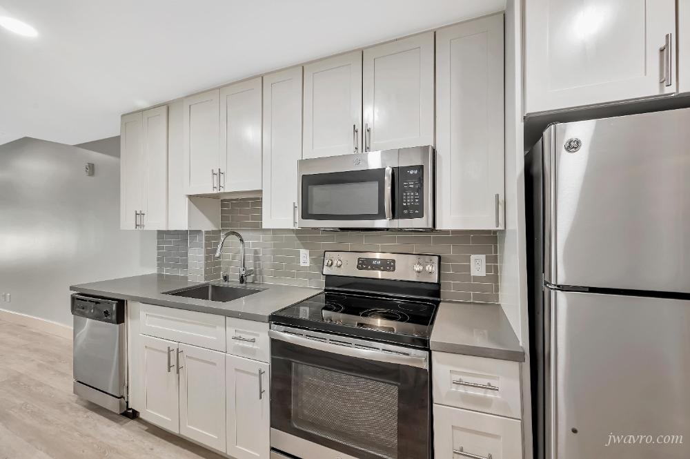 Cute Prime Marina Ground Floor Jr 1bd! Excellent Location!