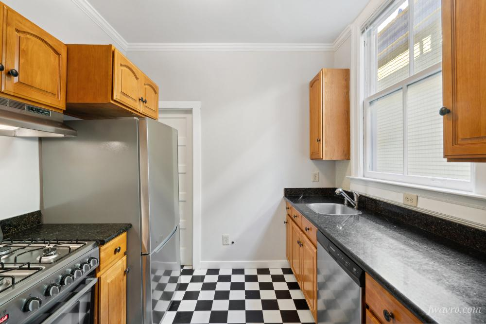 Prime Haight Bright Remodeled Spacious 1bd! Shared Yard!