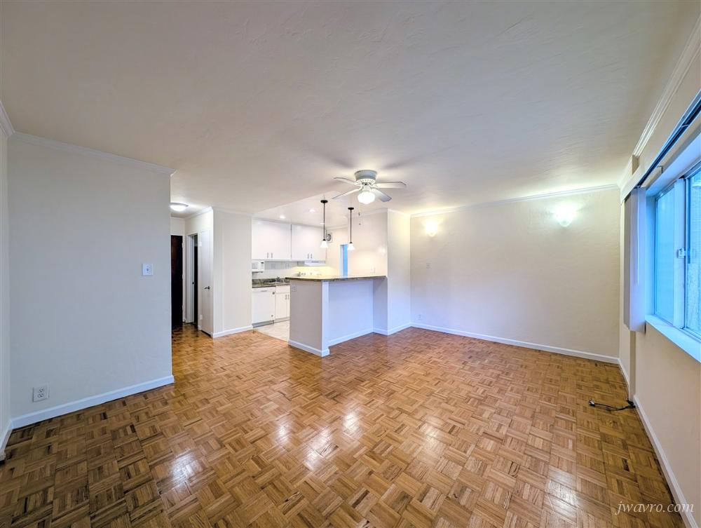 Remodeled rent controlled apt near Whole Foods!
