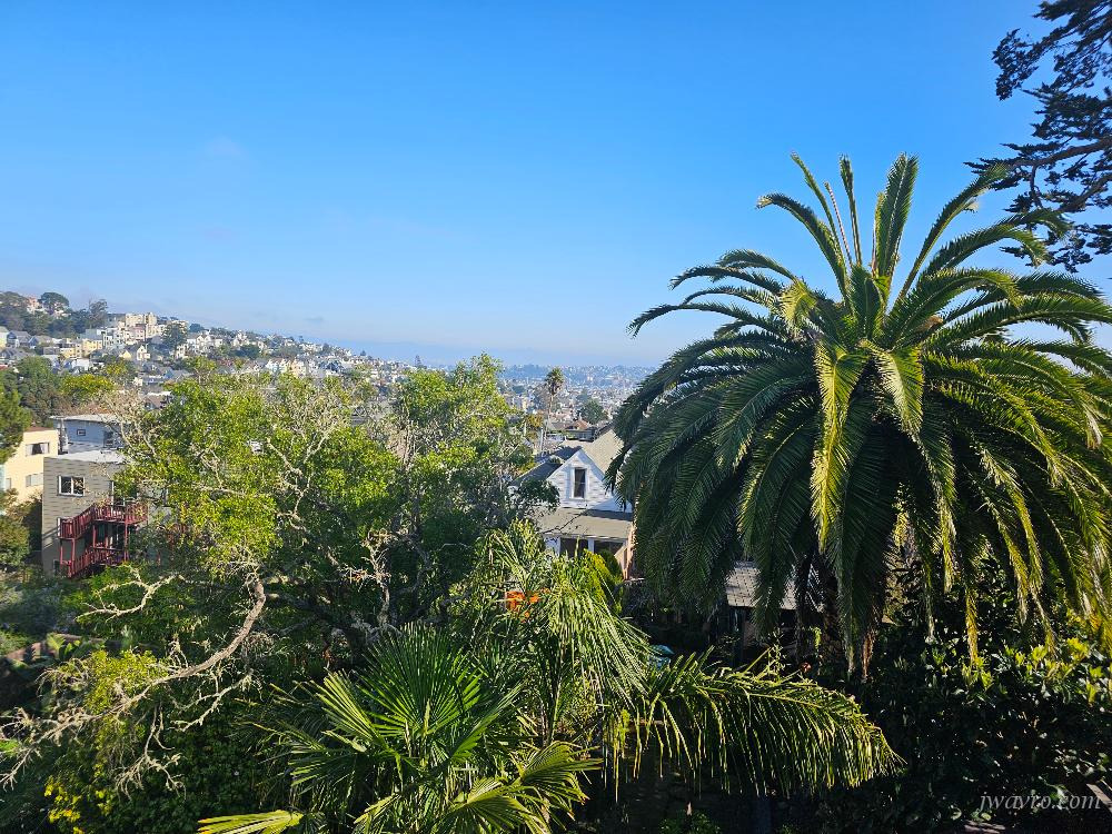 Top Floor with E. Bay and Water Views! Private Deck!