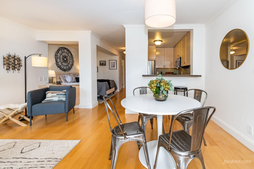  Russian Hill  Junior 1 Bed Condo with Parking and Storage