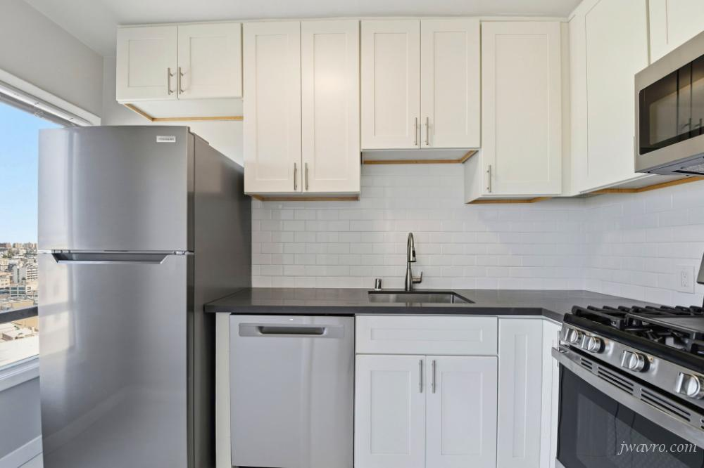 Brand New Remodeled Studio w/ W/D in unit! Must See!