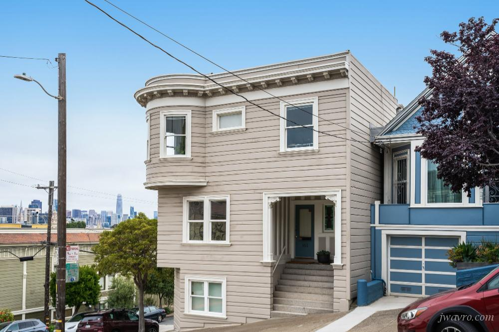 Gorgeous Full Floor Condo - Sanchez and 18th Street