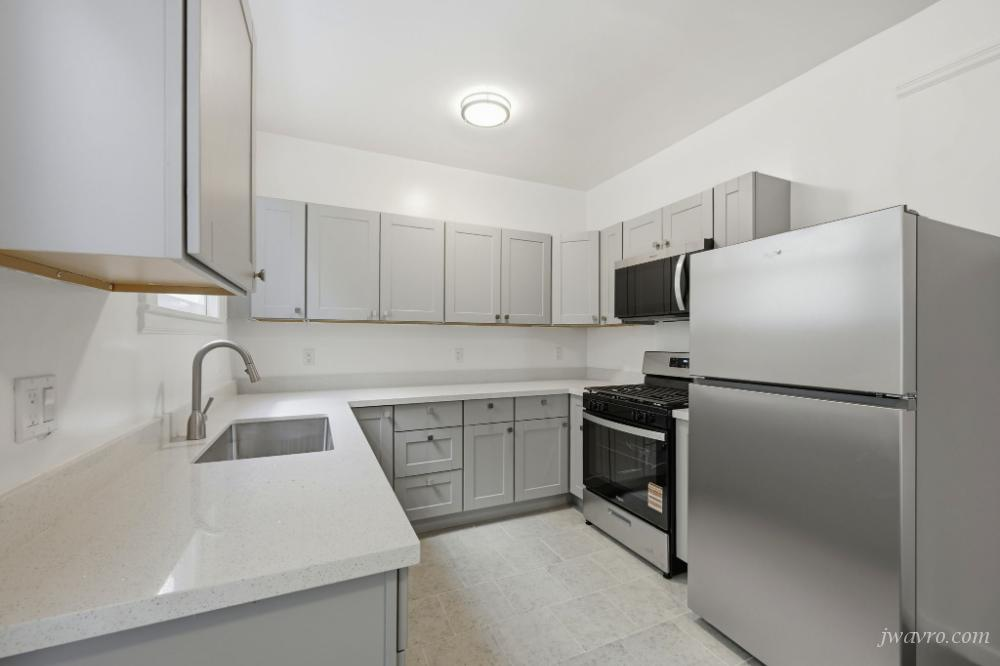 Bright Spacious New Remodeled Inner Sunset Studio!