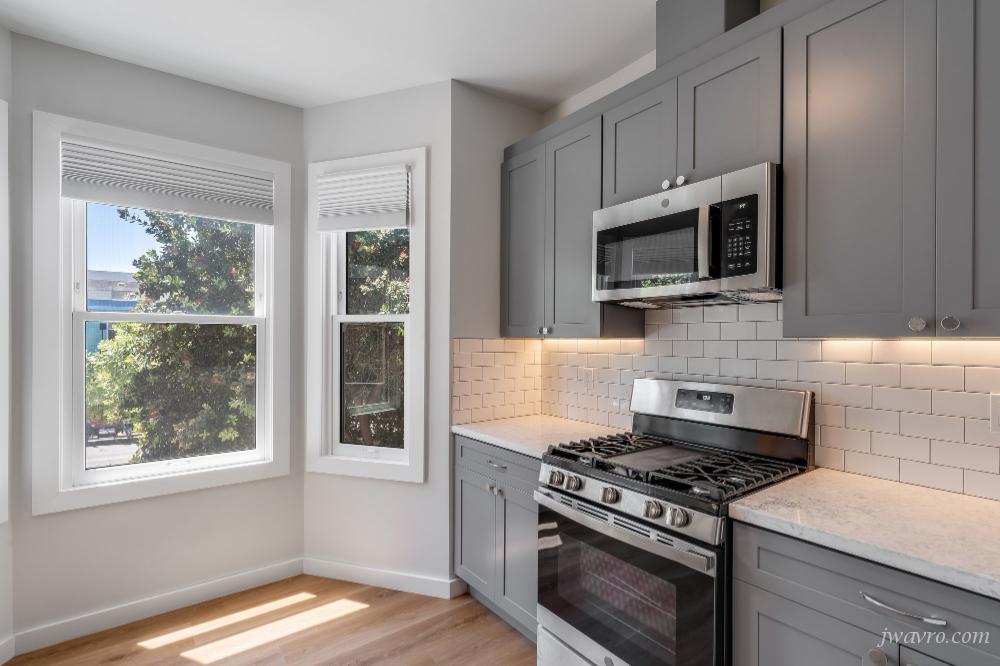 Brand New Remodeled 2bd w/ W/D in Unit! Must See!