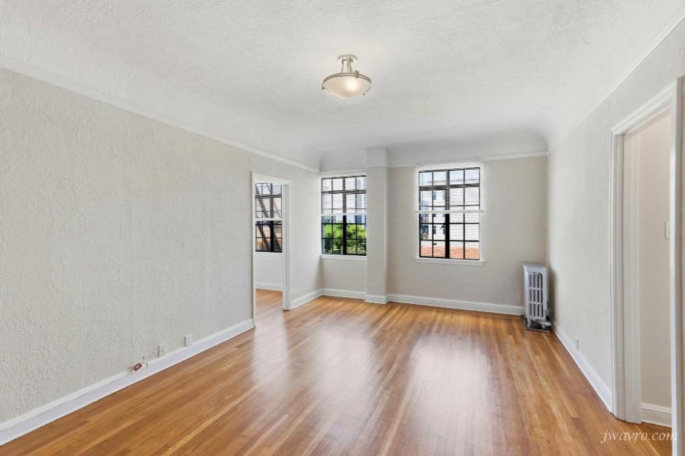 Wow! Spacious New Remodeled Studio! Great Location! 