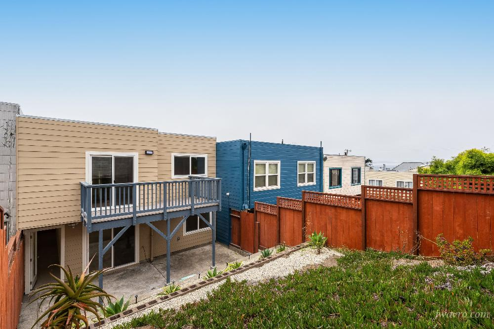 Property photo 35