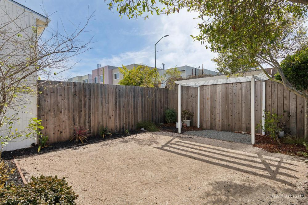 Property photo 64