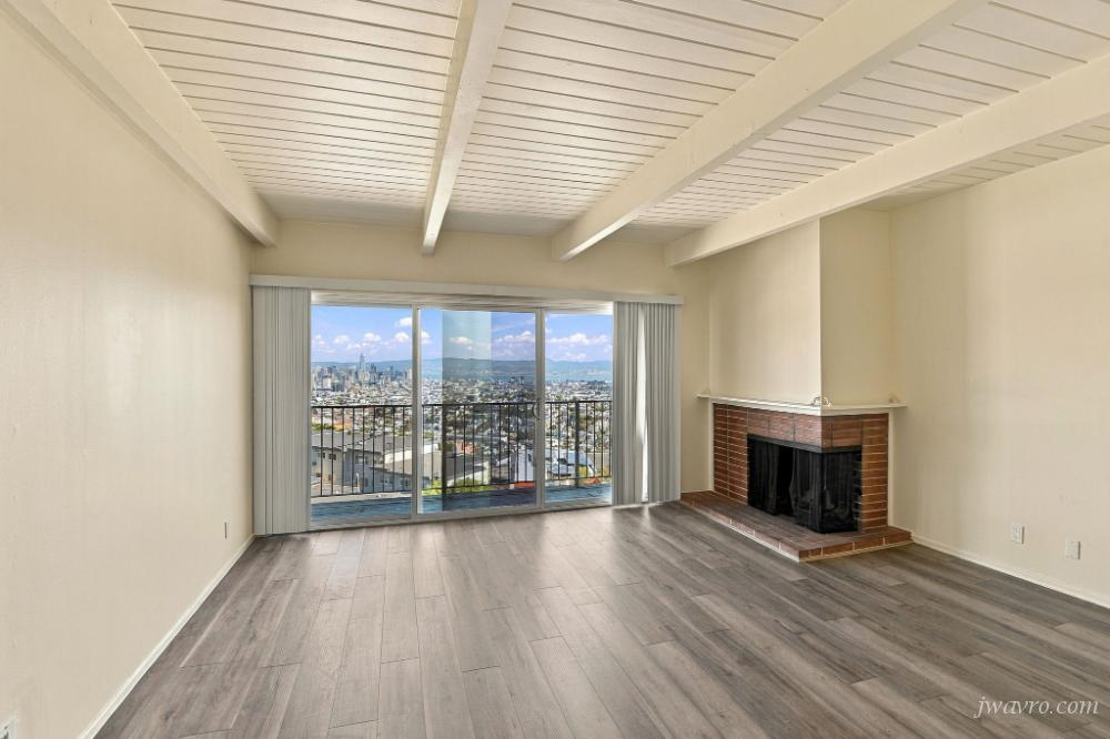 Brand New Remodeled Spacious View 1bd w/ Patio! Must See!