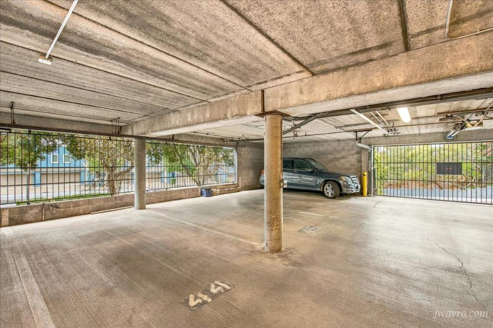 Property photo 25